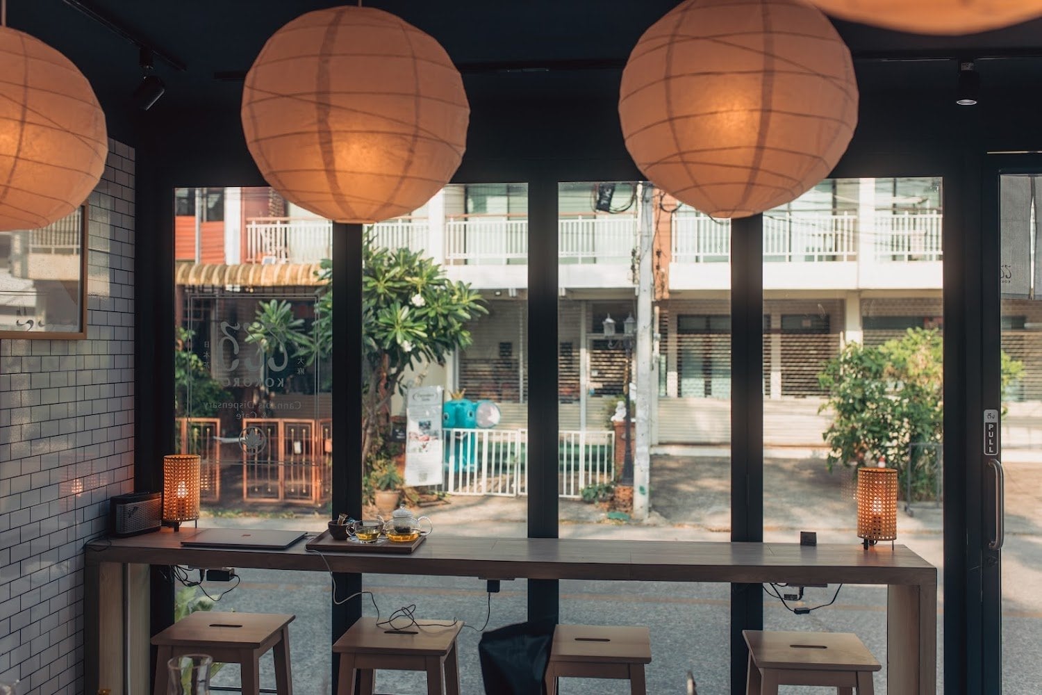 Kokoro: Weed Cafe Bar:cannabis ChiangMai