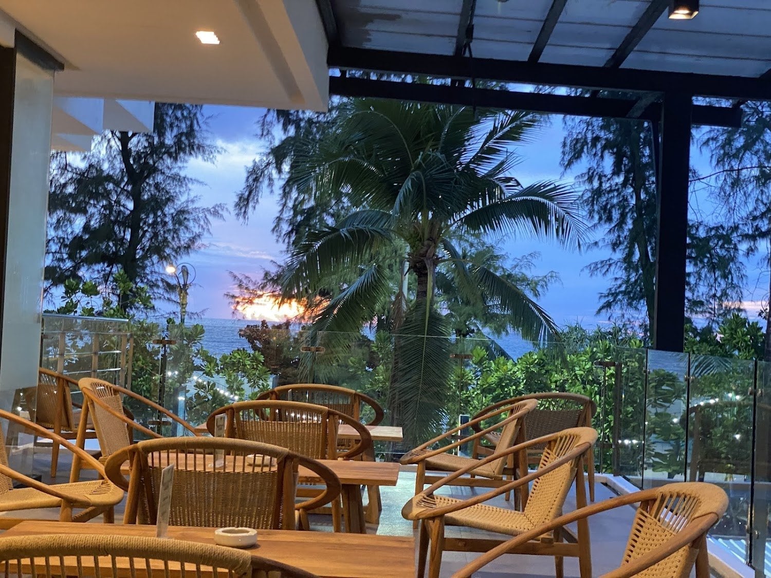 Bud And Bloom Patong