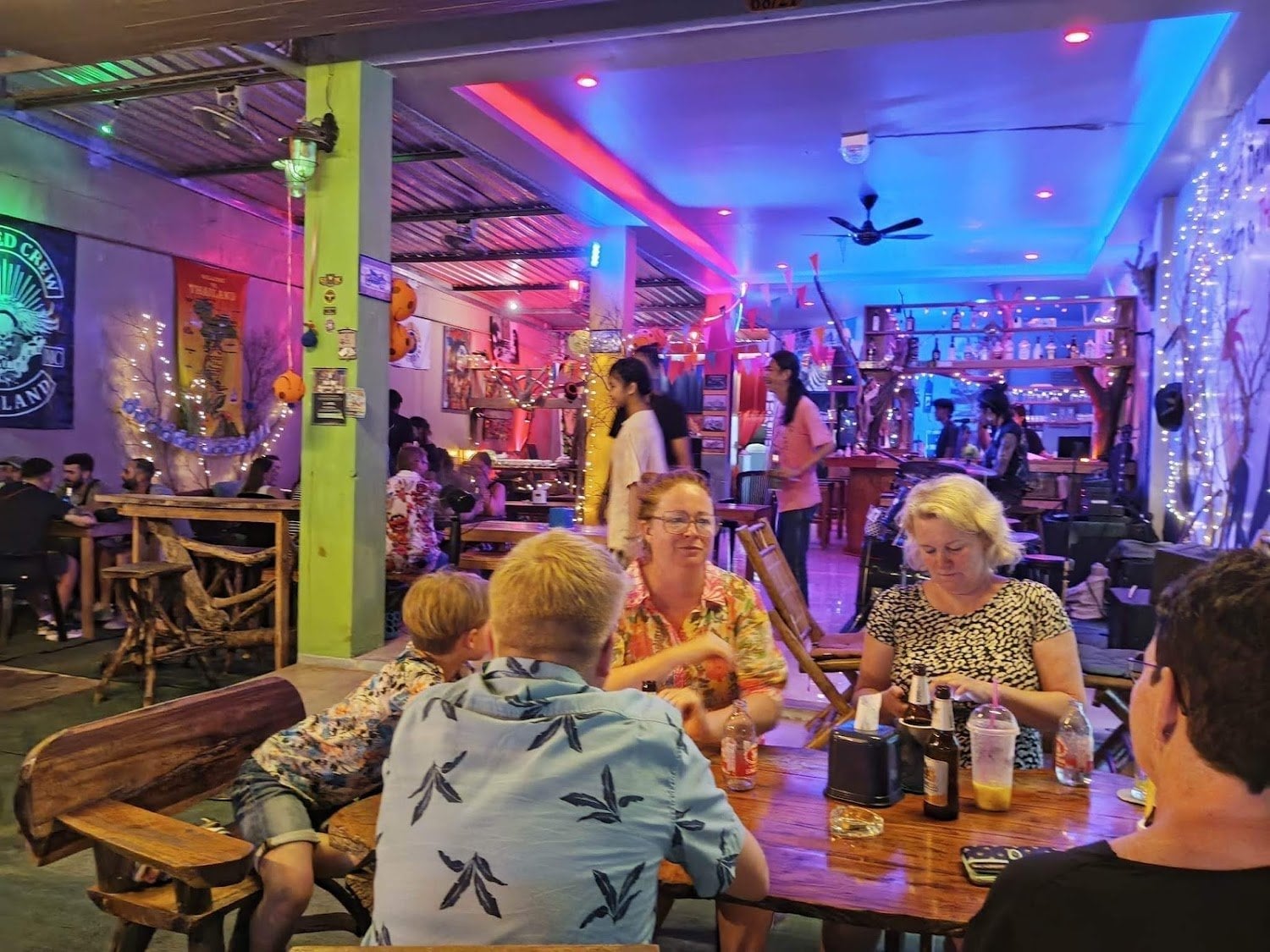 Thai Bar & Weed Shop Khao Lak