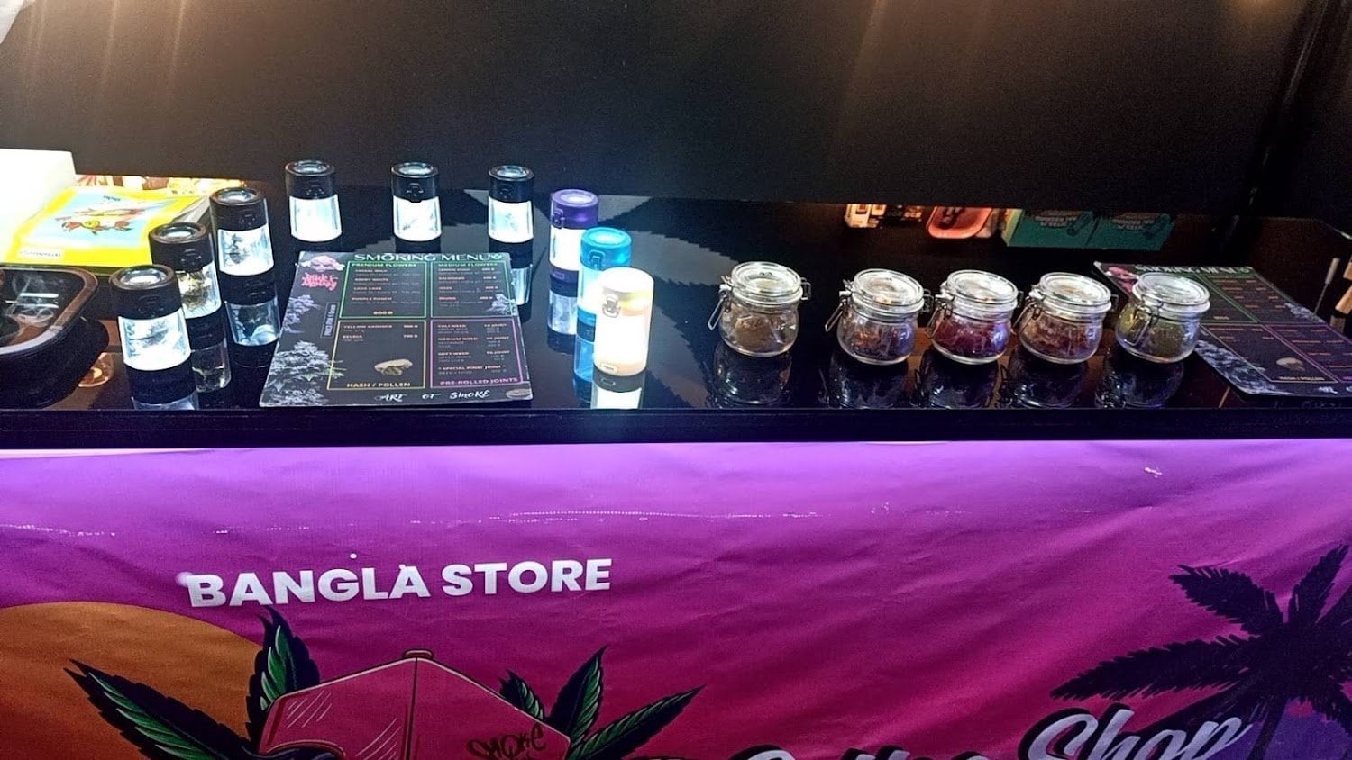 Pinki Monkey Cannabis - Bangla
